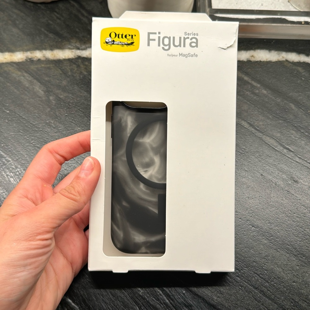 OtterBox MagSafe case